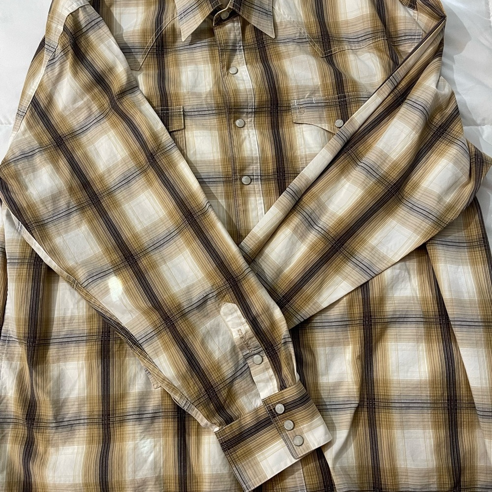 Western Style Plaid Pearl Snap Button-Up Shirt
